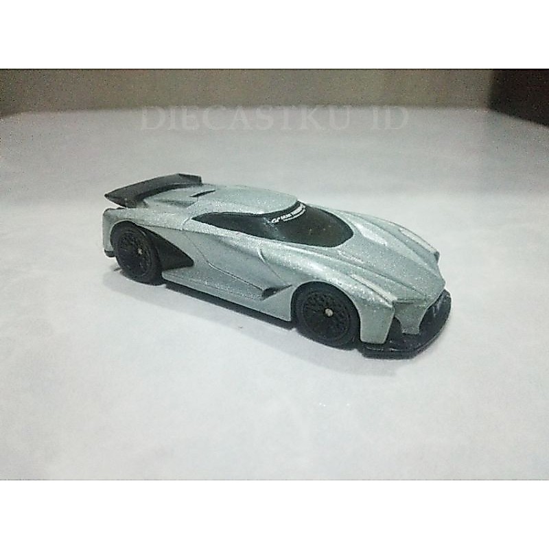 Hot Wheels Premium Nissan Concept 2020 Vision GT Loose