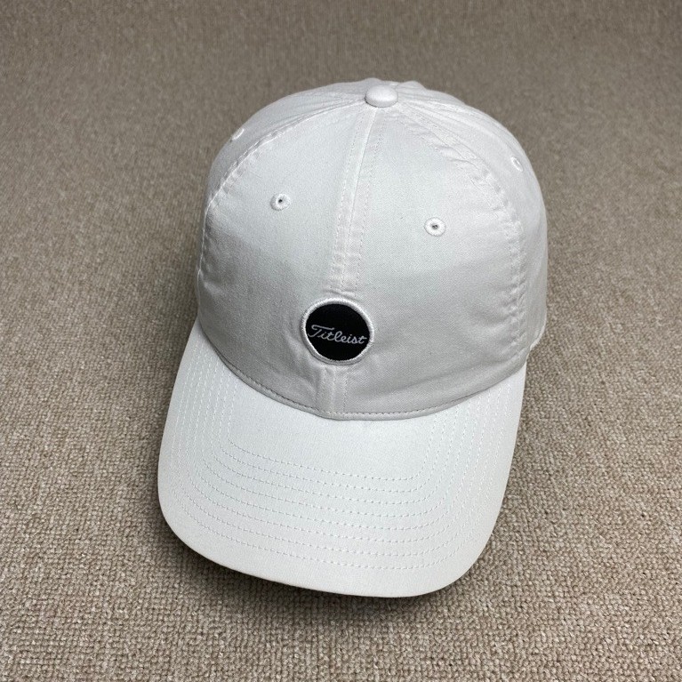 Topi Golf Titleist simpel logo Preloved second