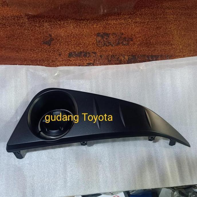 Cover Foglamp Kiri LH Calya E 2019-2020