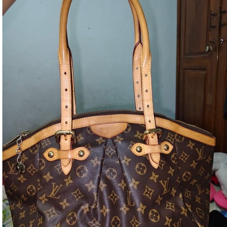 PRELOVED Tas LV Tivoli