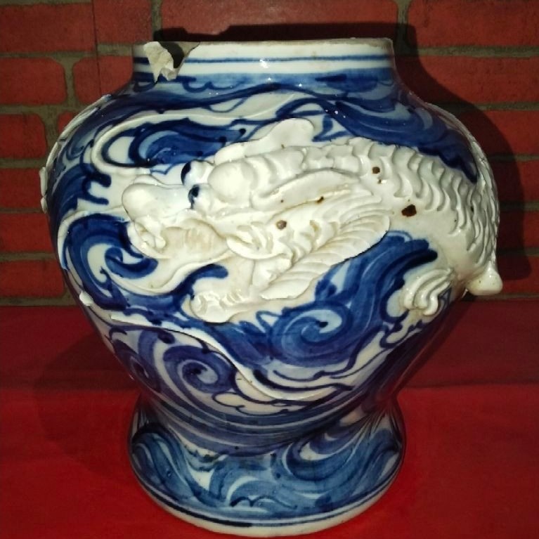 Guci Antik Naga Jepang Era Kaisar Meiji/Taisho 1868 Motif Khas Buatan Tangan Cocok untuk Kolektor Es
