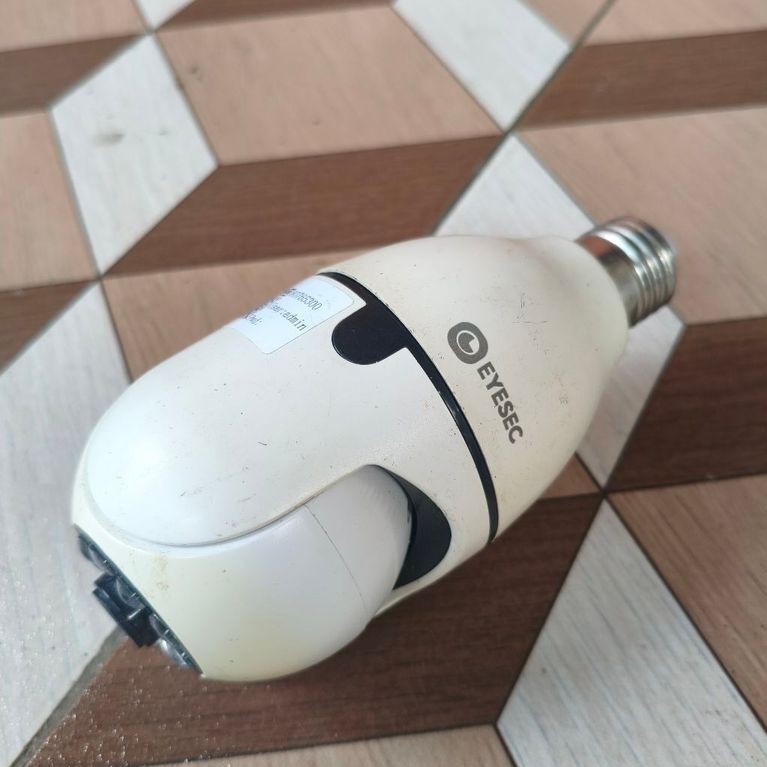 camera kamera CCTV lampu bohlam eyesec second minus mati fisik bagus