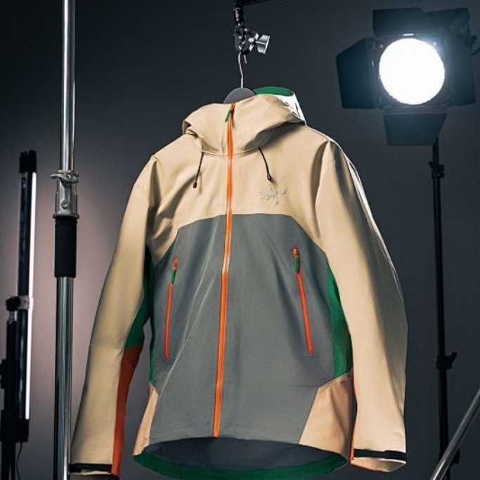Arcteryx Beta LT Gorpcore Jacket Grey Orange