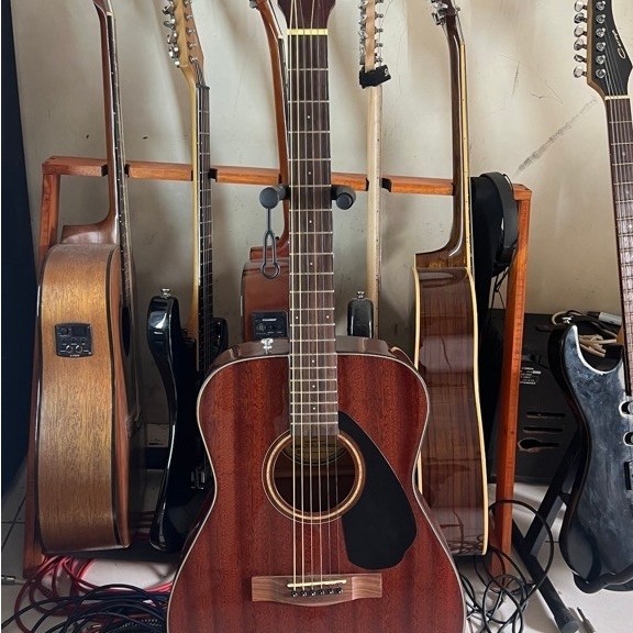 gitar akustik top solid original fender cc60s
