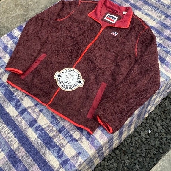 levi's fleece jacket