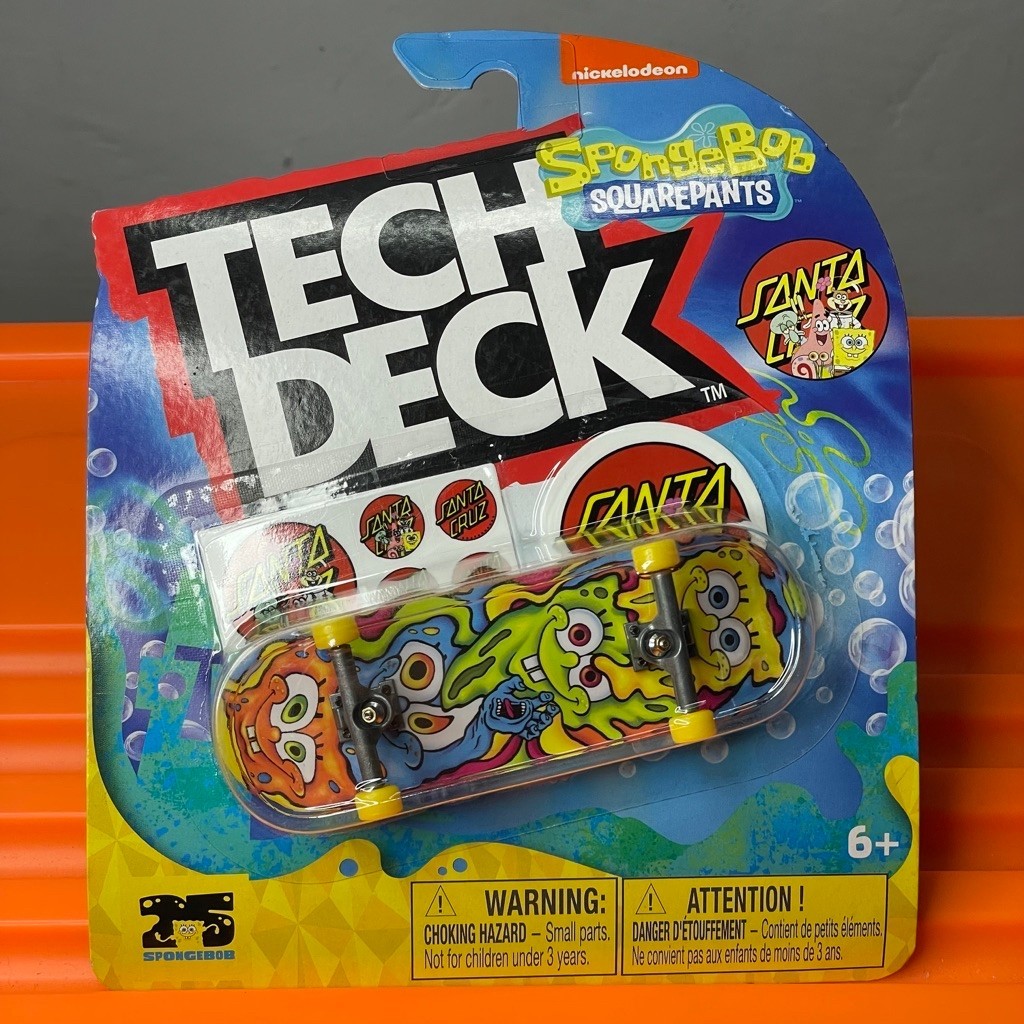 TECH DECK SPONGEBOB SQUAREPANTS SANTA CRUZ FINGERBOARD