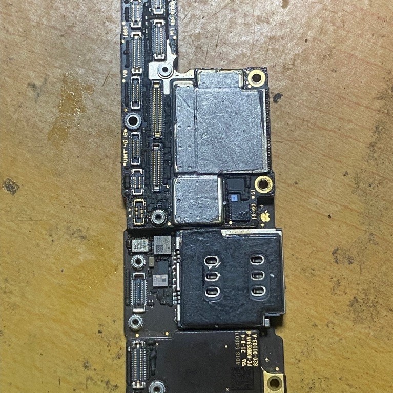 mesin iphone xs max 64gb icloud aman