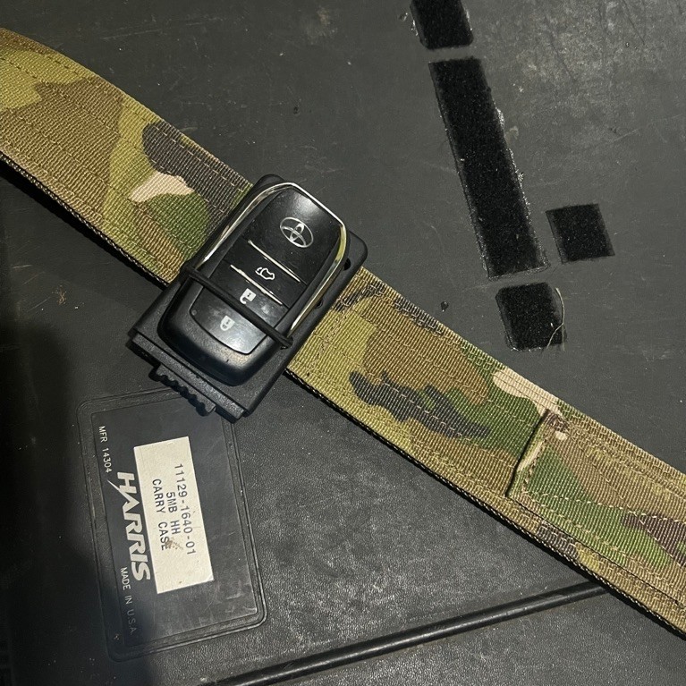 IDR Strategic WKR wireless key retainer clip belt untuk kunci mobil/motor wireless, EDC/tactical apl