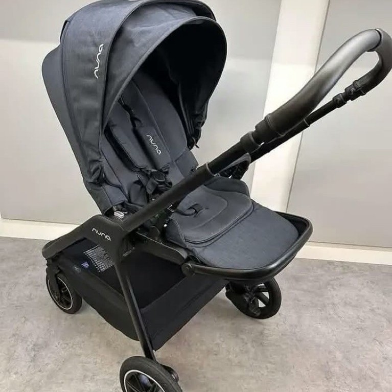 stroller nuna triv