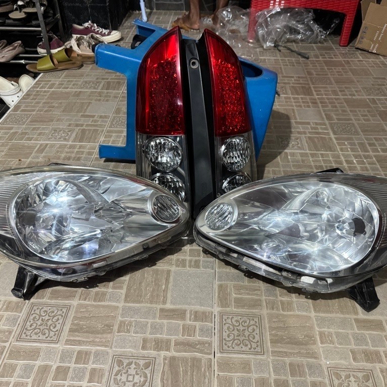 HEADLAMP LAMPU DEPAN SIRION 2005 2006 2007 2008 2009 2010 2011 ORIGINAL