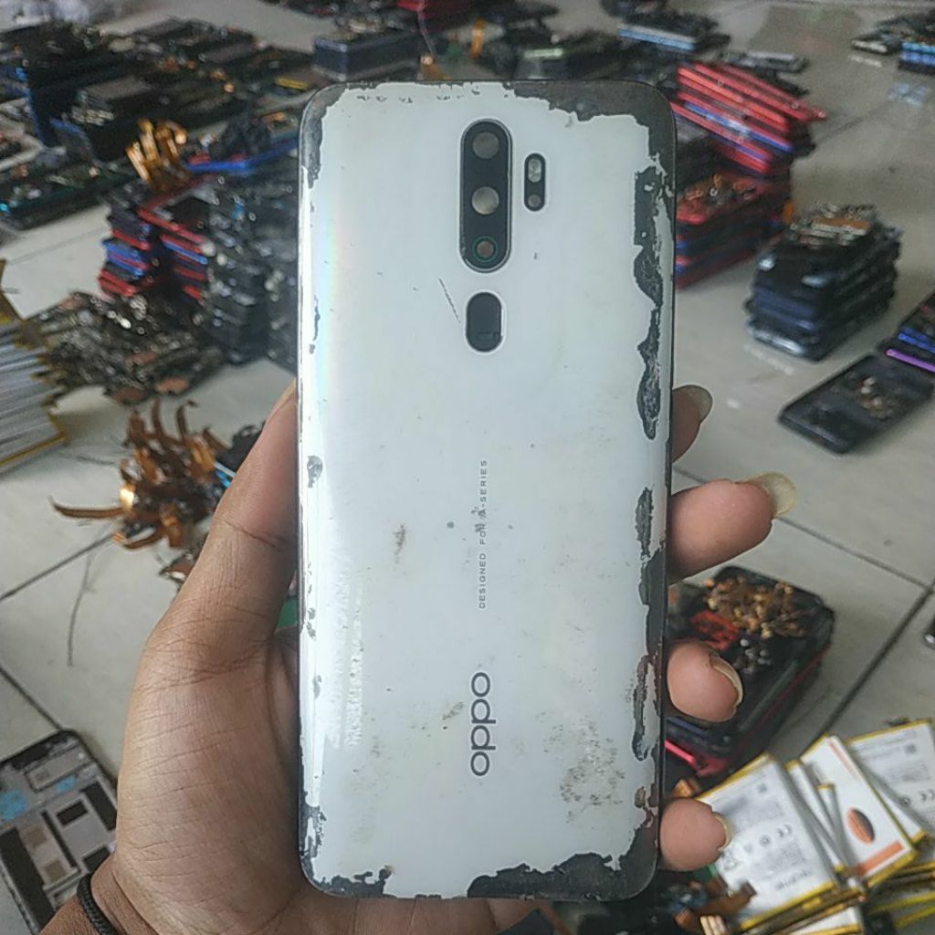 backdoor bekas Oppo A5 2020 cek deskripsi