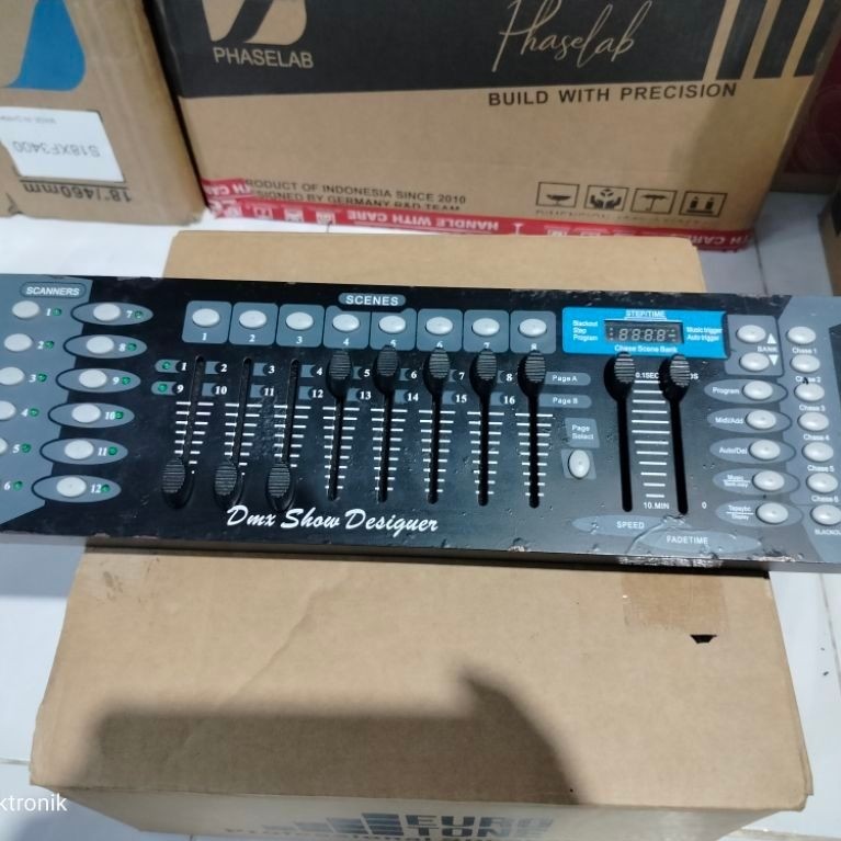 mixer lighting DMX 512 DMX 192 second/bekas normal