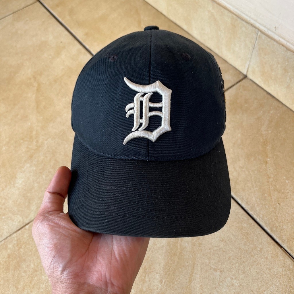 topi mlb logo D taiger mulus