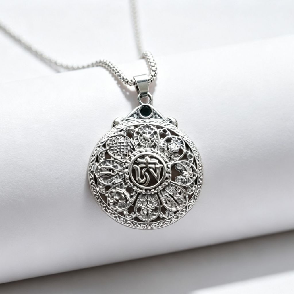 Kalung Titanium Pria Wanita Pendan Mandala Om Mani Padme Hum Anti Karat Anti Luntur - Rangmudo Titan
