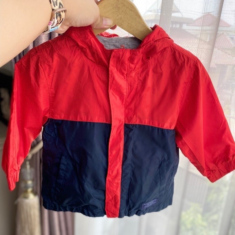 1-2 tahun. jaket GAP anak laki laki keren .jaket jeans baby GAP keren banget. jaket denim baby gap k