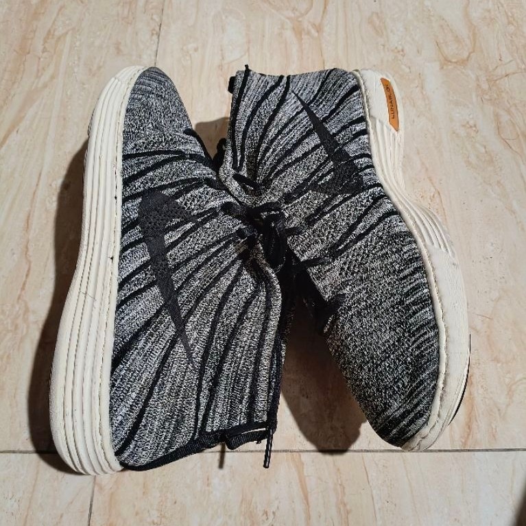 Sepatu Nike Lunar Flyknit Chukka