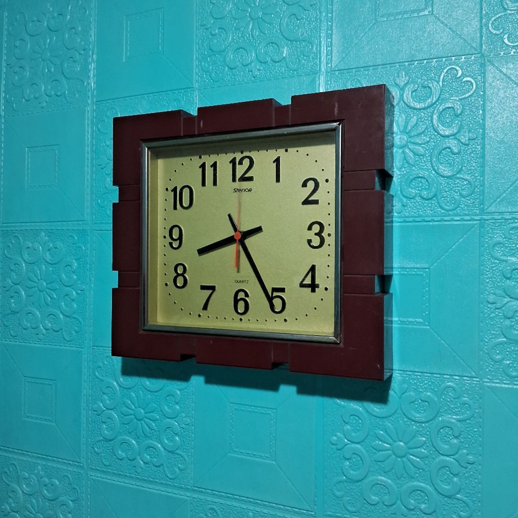 jam dinding jadul