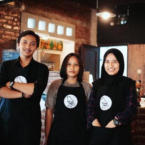 Celemek apron hitam polos