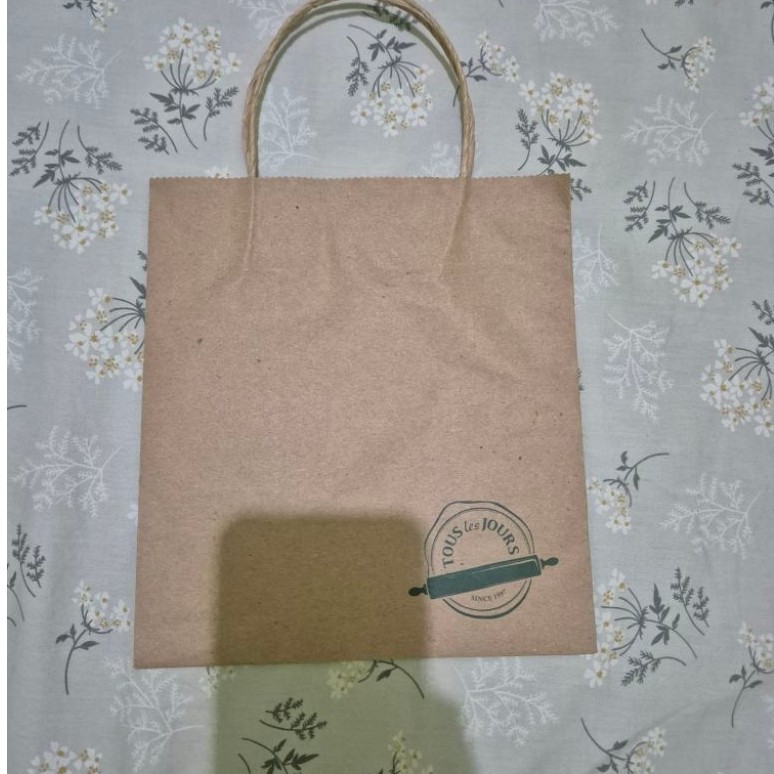 PAPER BAG PAPERBAG TOUS LES JOURS TLJ PRELOVED BEKAS