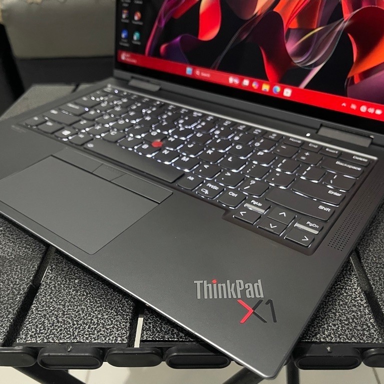 X1 YOGA 6TH || CORE i7 GEN 11 || RAM 32GB || LAYAR 2K WUXGA