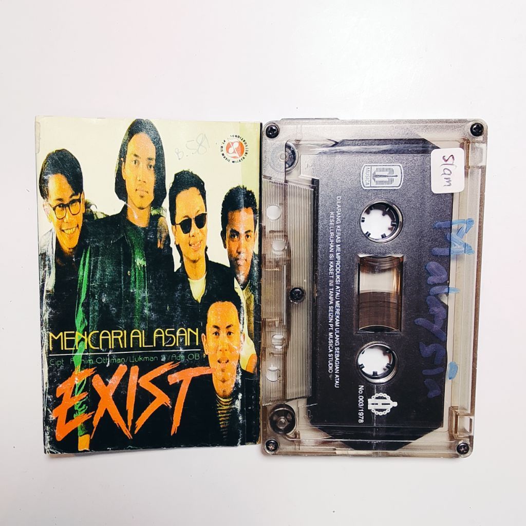 Kaset Pita Exist - Mencari Alasan
