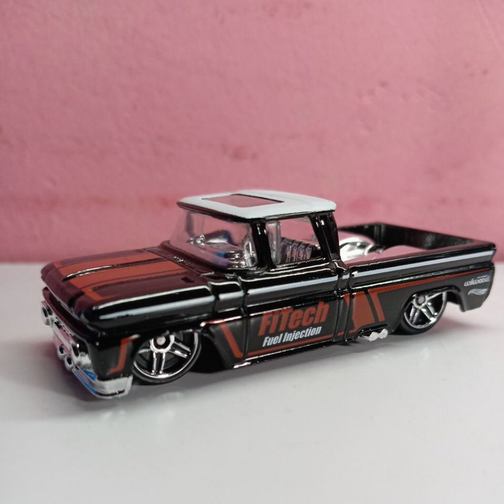 Hotwheels Custom 62 Chevy Pickup Hitam Loose
