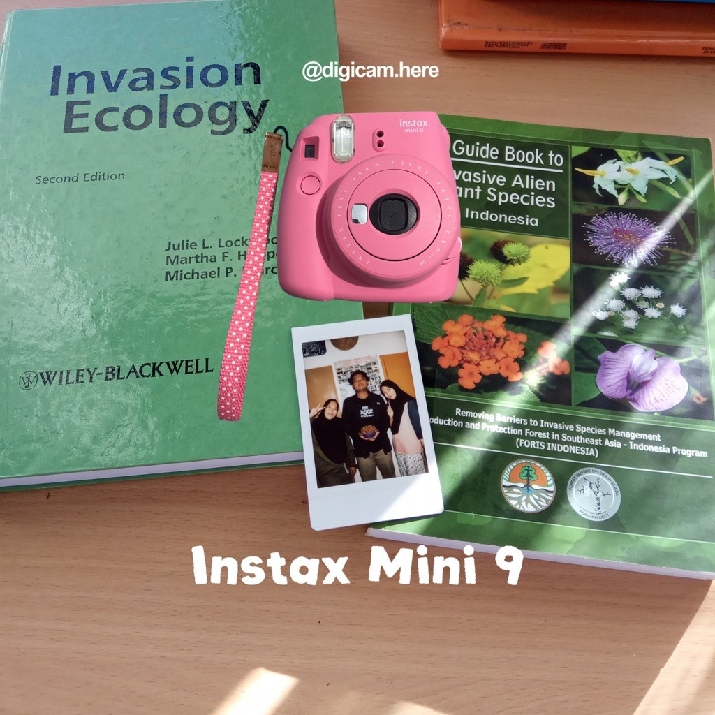 Kamera Polaroid Instax Mini 9 Pink (Second)