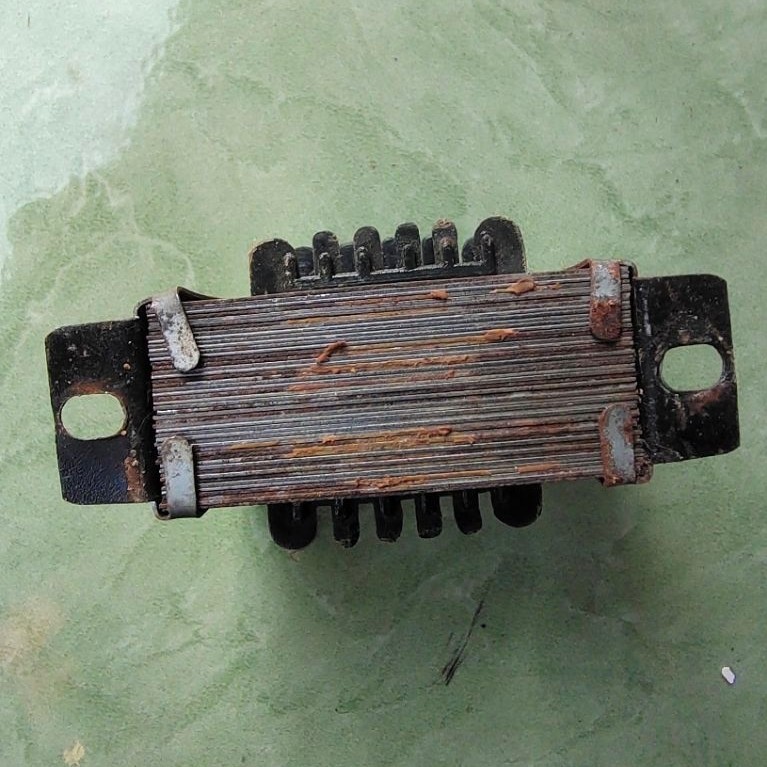 kern trafo 2 Amper bekas layak pakai