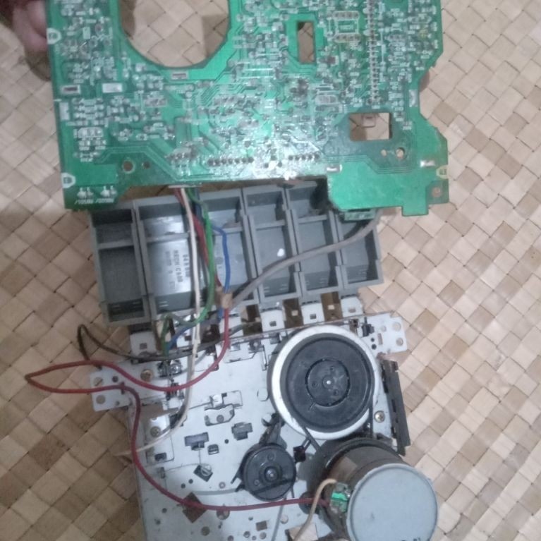 Mekanik tape Polytron Bx