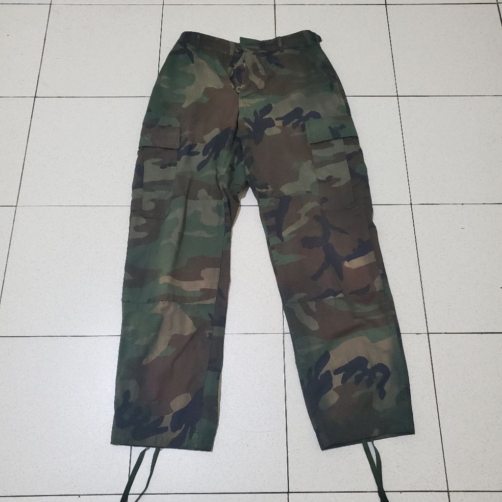 Celana Cargo Trouser M81 Woodland US Army 80s Camouflage Small short ori