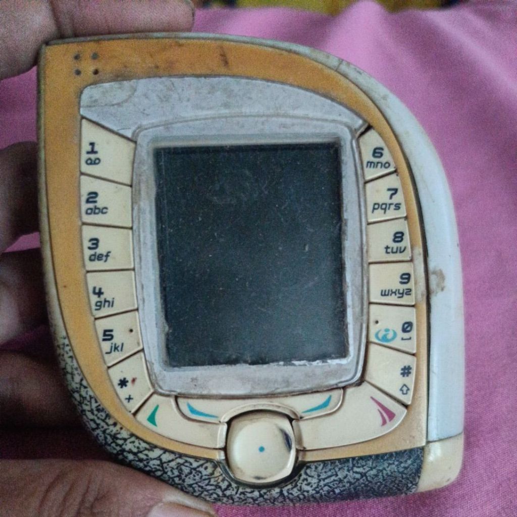 Nokia 7600 BAHAN