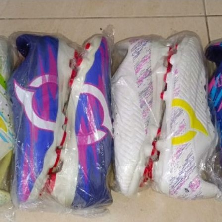 soccer shoes