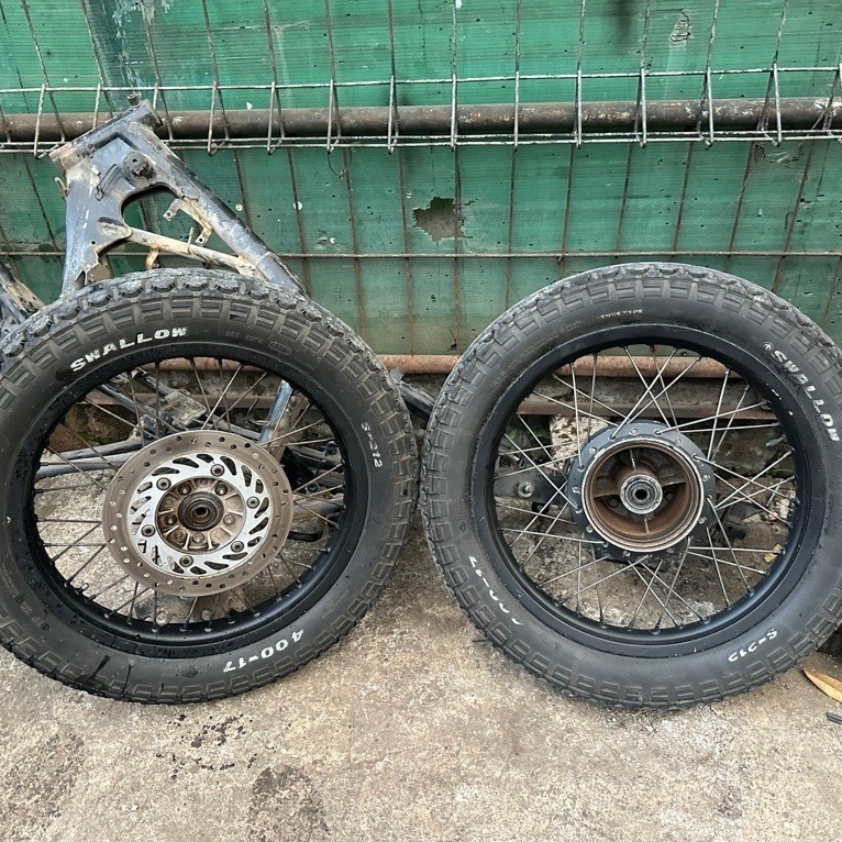 velg set ring 17 pnp megapro  plus ban wiro custom