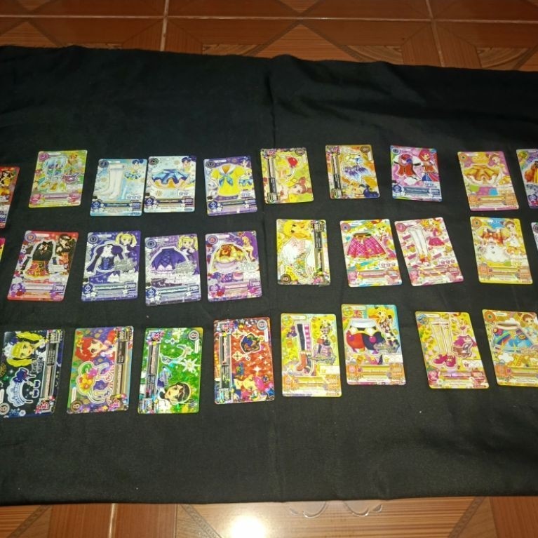 Set timbunan kartu aikatsu fake