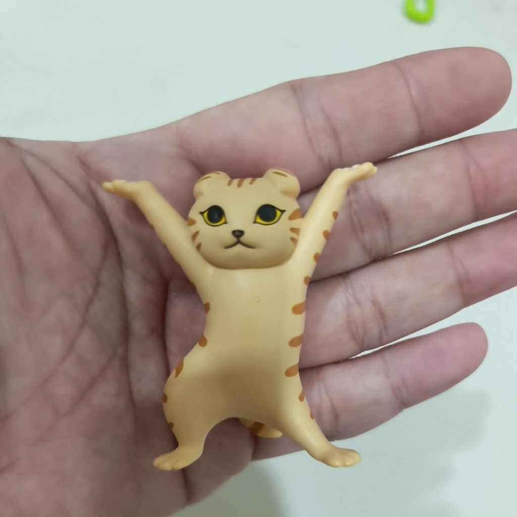 Dancing cat pen holder
