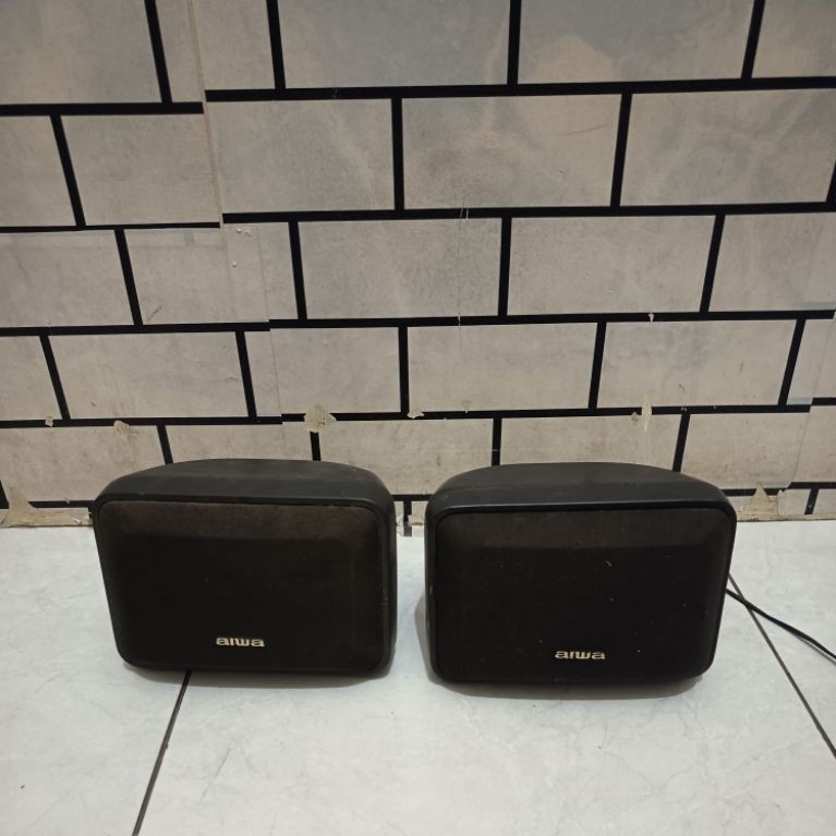 Speaker surround Aiwa