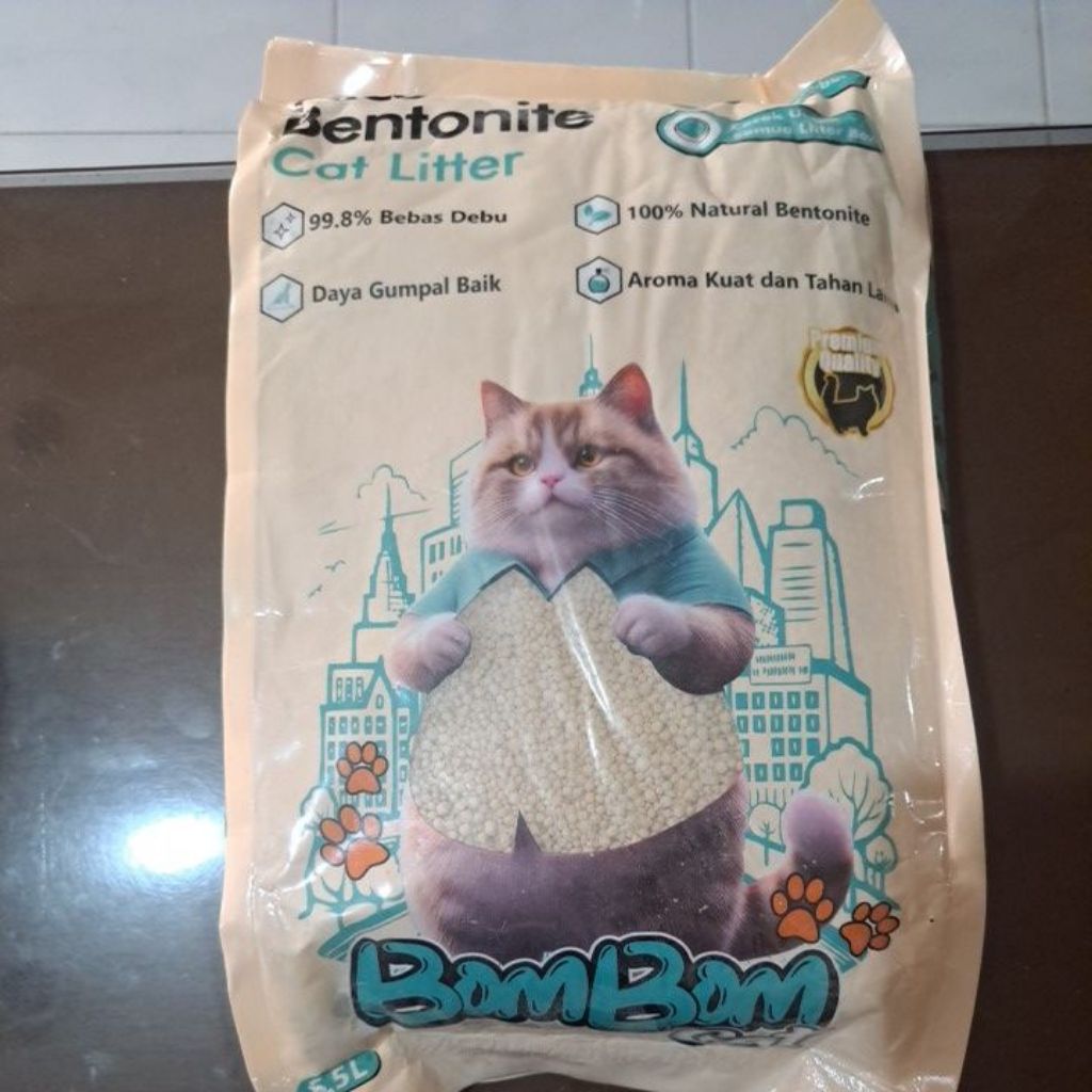 Bombom cat bentonite cat litter