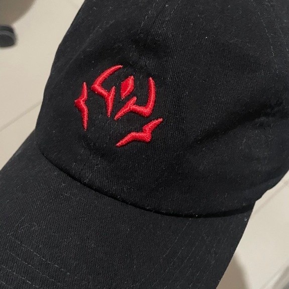 Ikuzo Studio HnR edition “King of Curses” hat