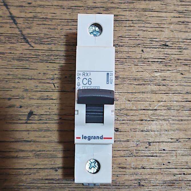 =====] (promo) MCB Legrand 1 phase 6 Ampere / 1p 6A