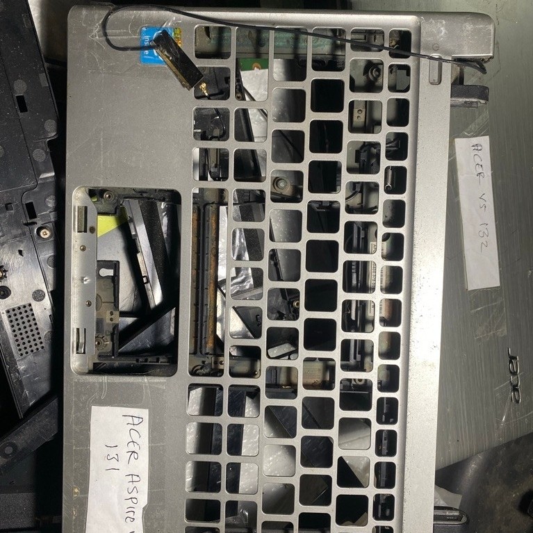 Casing acer acer v5-131 silver.