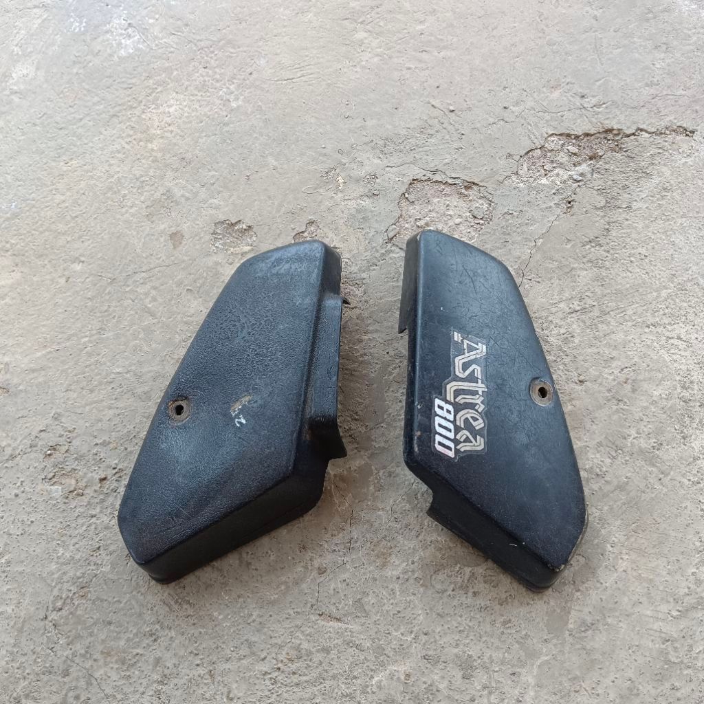Box dop cover aki kanan kiri honda c 800 c800 original