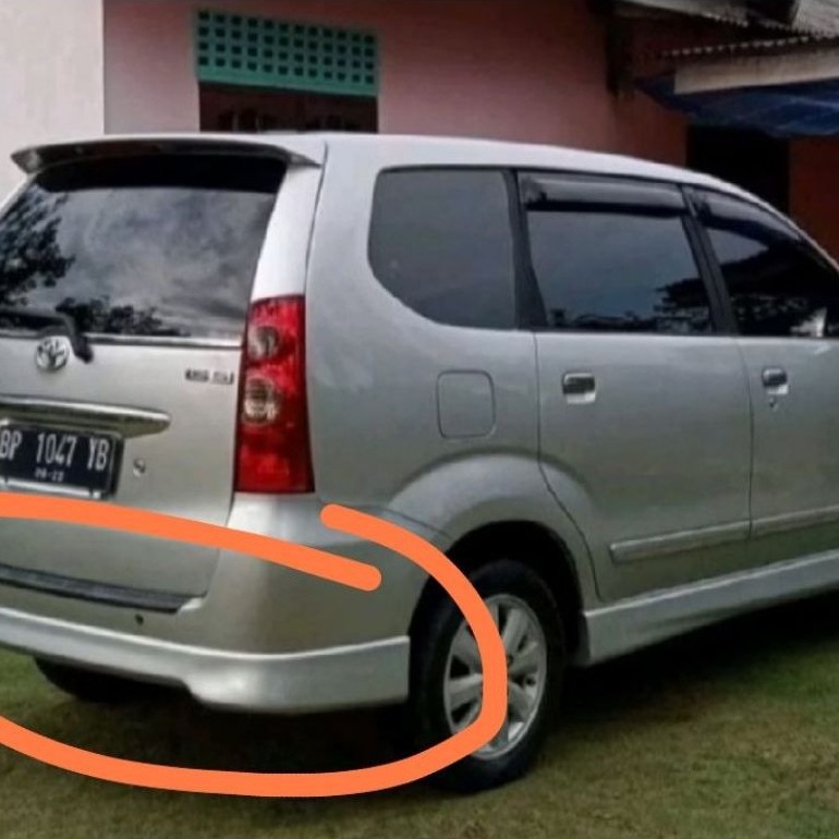 bodykit belakang Avanza tipe S