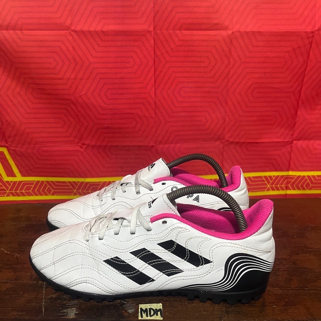Sepatu futsal/minisoccer adidas Copa Sense.4 TF size 42,5