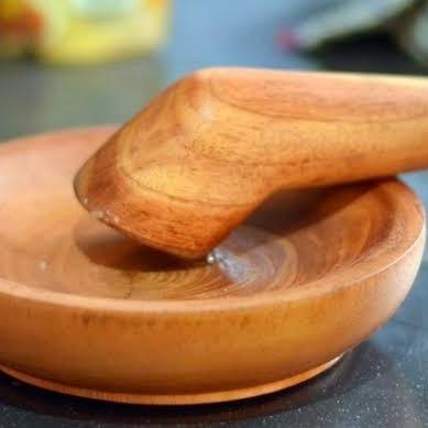 #@#@#@#@] Cobek Kayu + Ulekan 15CM Bahan Kayu Mindi Awet Kuat Tebal Cobek Kecil Uleg Ulek Makanan Sa