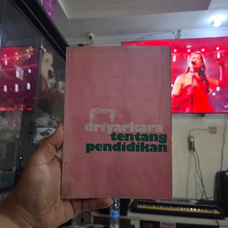 Driyarkara tentang Pendidikan