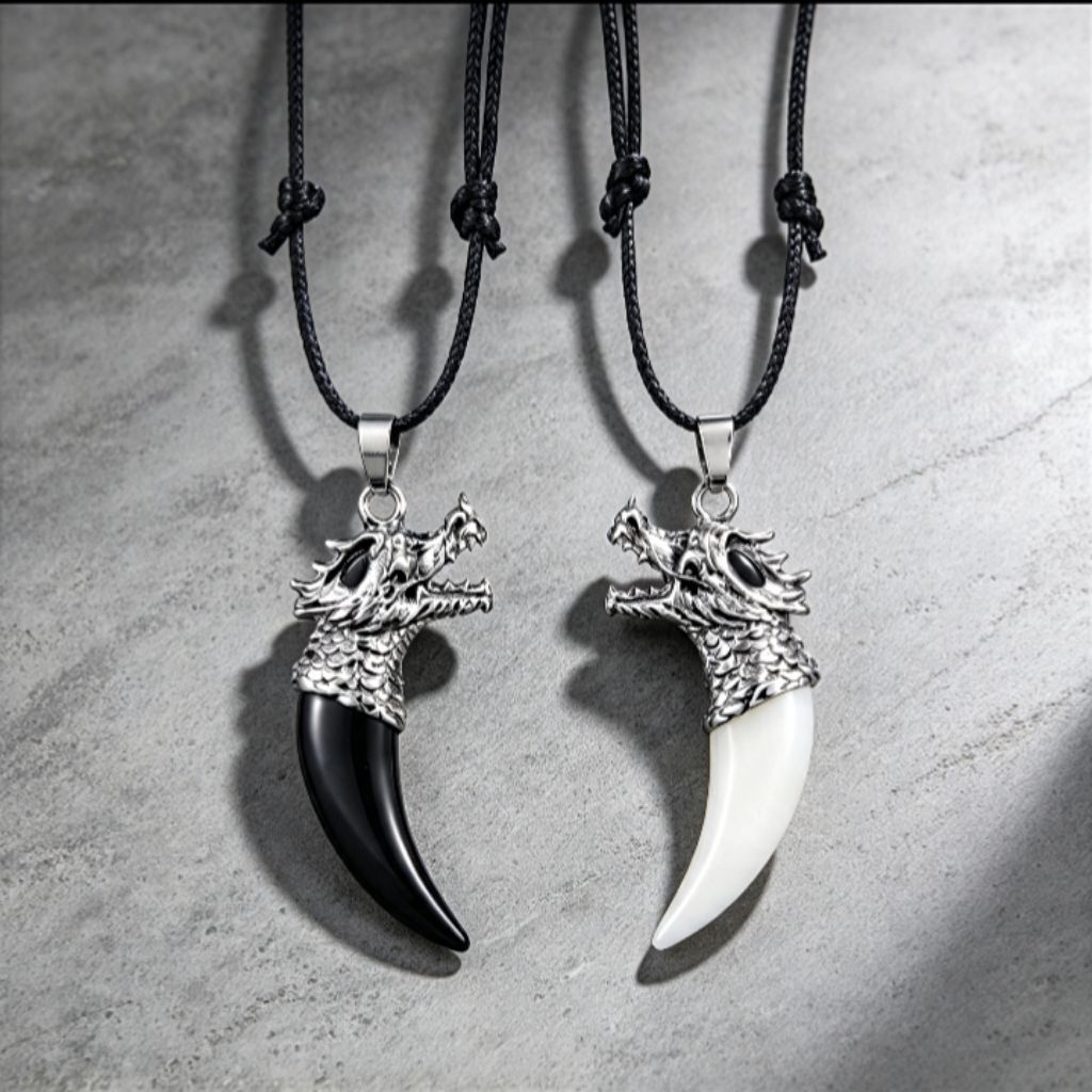Kalung Liontin Tali Korea Taring Naga Pria Keren Unisex Tali Hitam Kuat