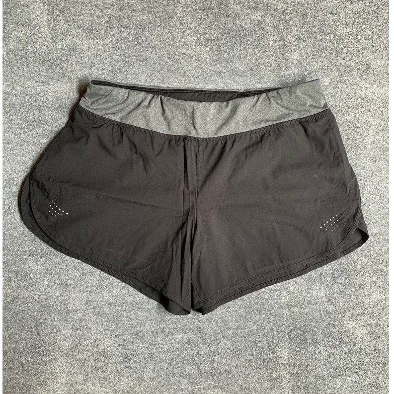 preloved / celana olahraga / Running short / board short / celana lari / surfing / avia