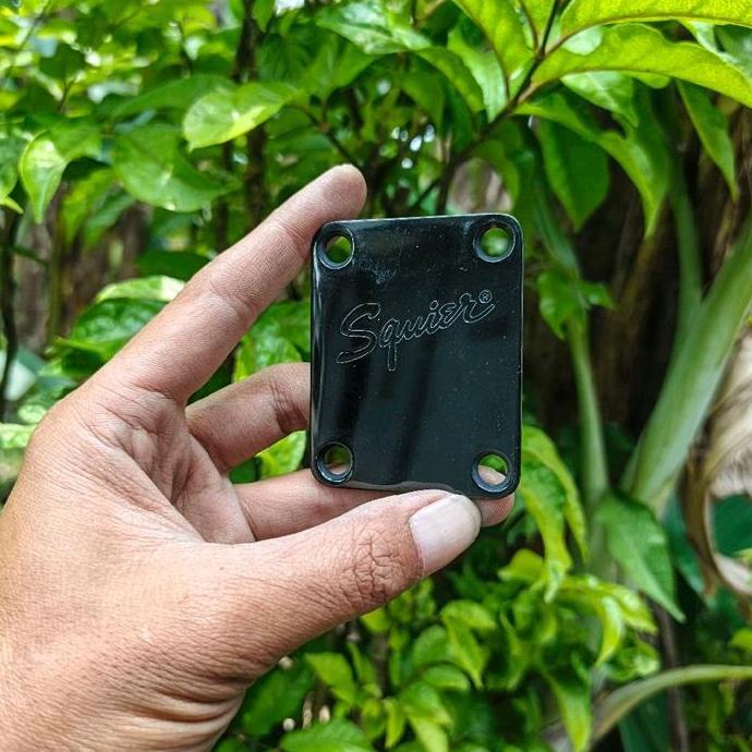 Neck Plate Gitar Squier Fender Black