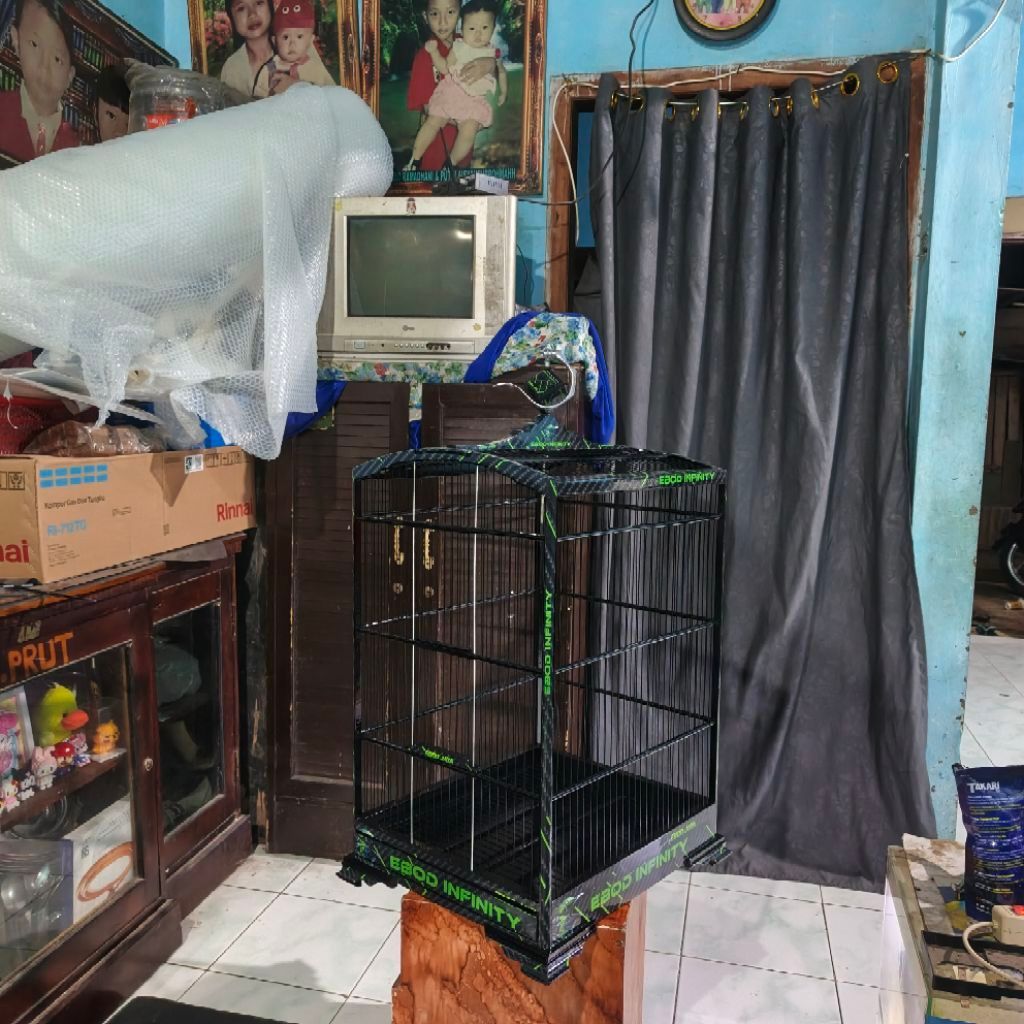 ‎Sangkar no 2 ceper tebal water decal tema ebot infinity, Ruji Fiber, Ukuran 37x43, paking kayu, unt