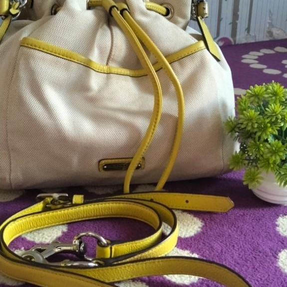Tas Coach Bucket tali serut bahan canvas Preloved
